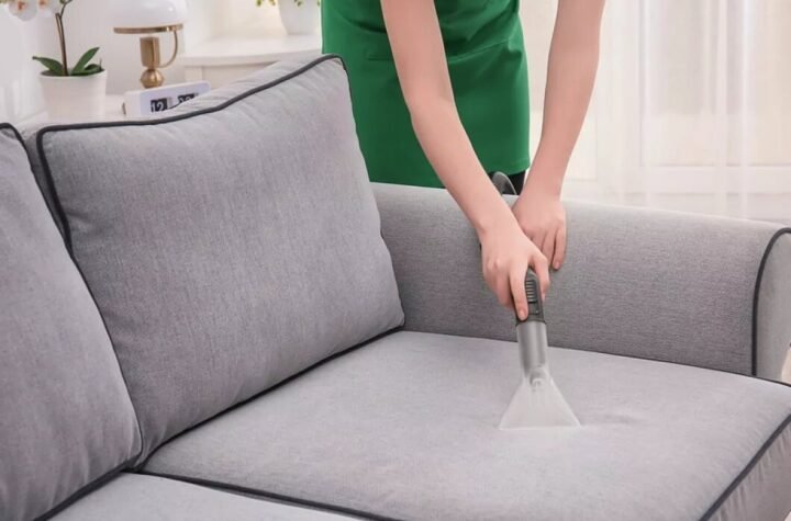 sofa cleaning dubai