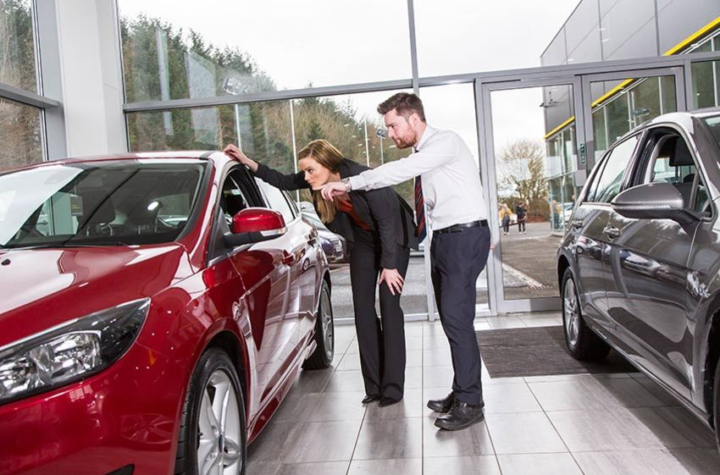 Pros and Cons of Buying Used Cars in Calgary